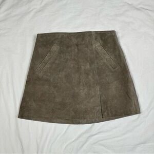 NWTs blanknyc leather suede lined brown mini skirt.